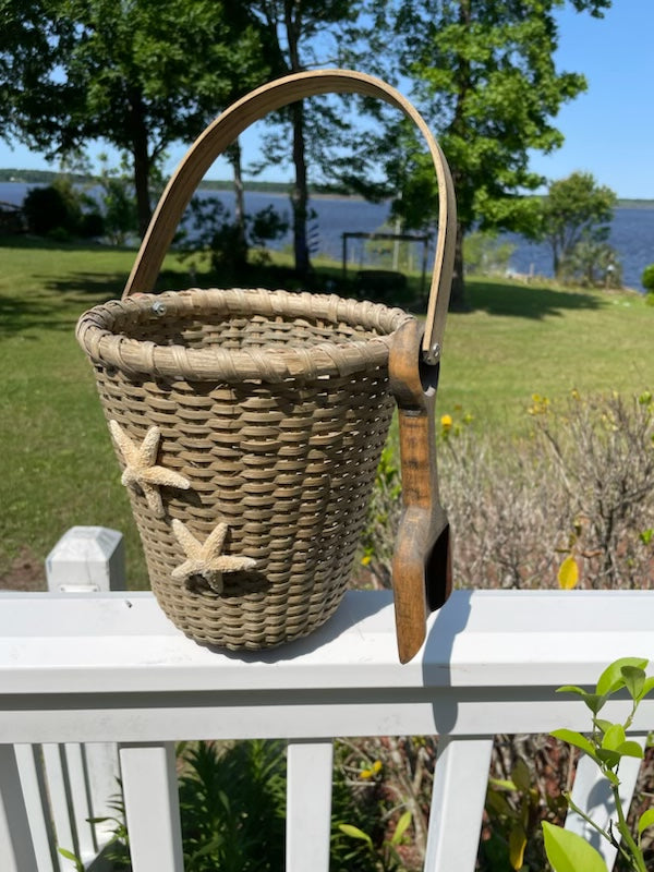 09/26/2024 Woven Wonders - DIY Basket Weaving at 2PM